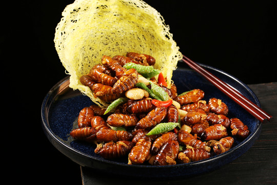 香酥蚕蛹