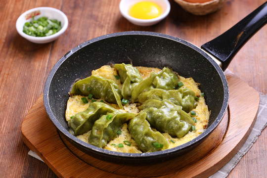 韭菜鲜肉煎饺