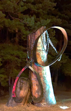 森工雕塑夜景