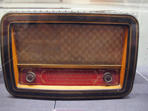 武汉派电子管收音机