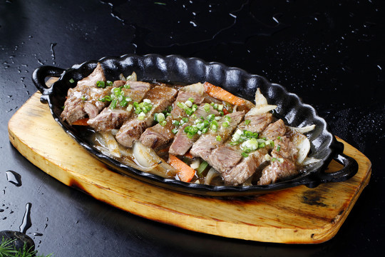 日式铁板牛肉
