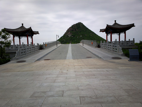 华山