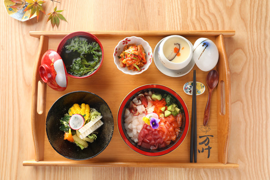 综合海鲜饭定食