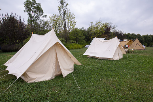 户外露营帐篷