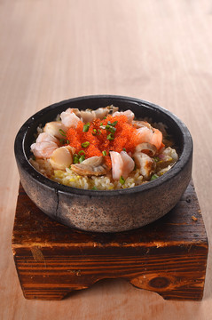 帆立贝海鲜石锅饭