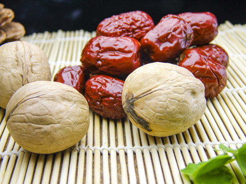 核桃红枣