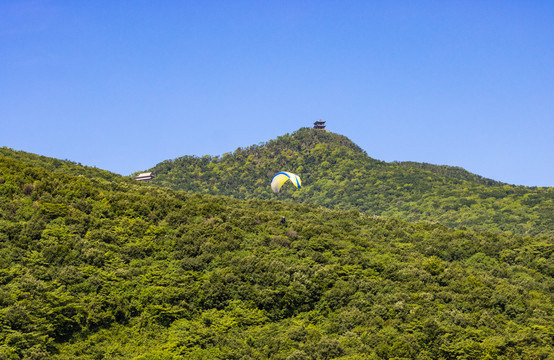 圣境山滑翔伞基地