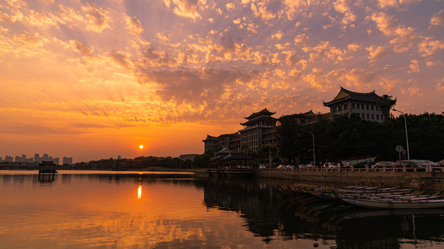 厦门集美龙舟池日落景观