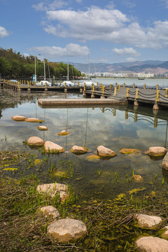 西昌邛海风光