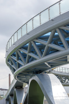 钢结构玻璃天桥