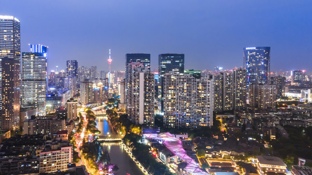 航拍成都老城天际线夜景