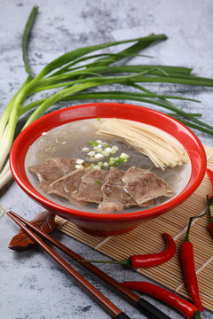 传统牛肉汤