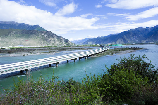 林拉高速公路