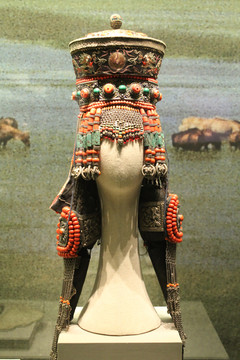蒙古族妇女头饰帽