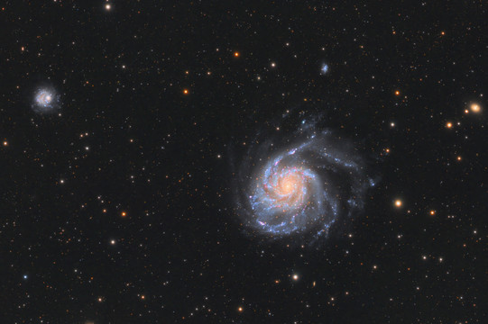 M101风车星系