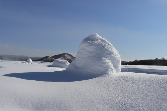 雪堆