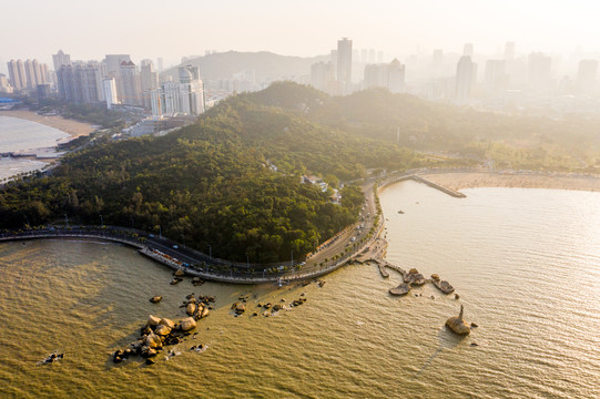 航拍广东珠海地标建筑渔女神像