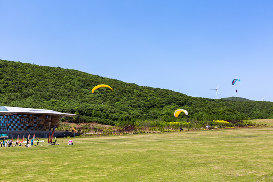 圣境山滑翔伞基地