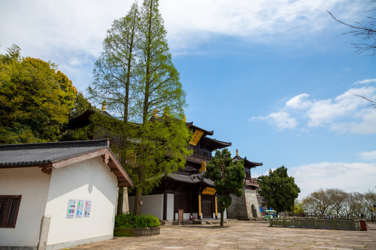 达蓬山旅游风景区