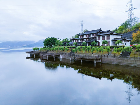 汉丰湖