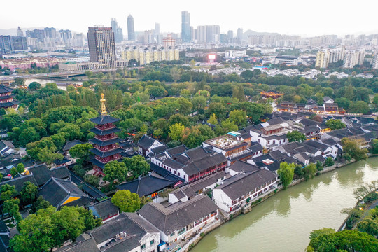 航拍苏州寒山寺