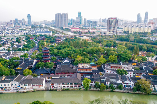 航拍苏州寒山寺