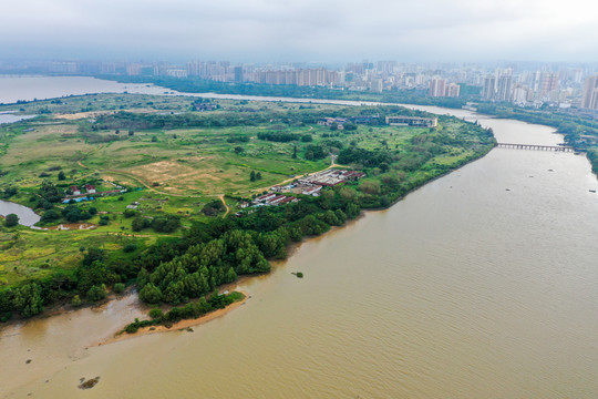 航拍海口南渡江水道府城镇农场