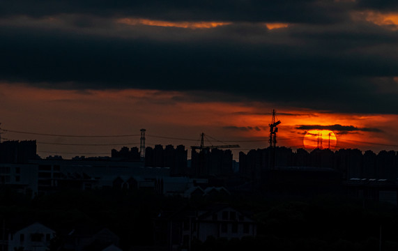 黄昏