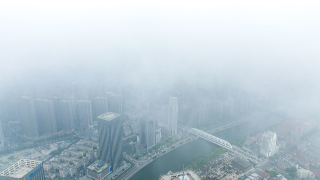 天津城市平流雾美景航拍