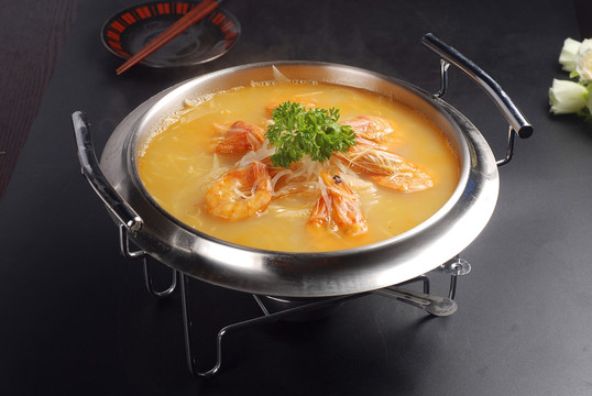 青虾萝卜丝汤