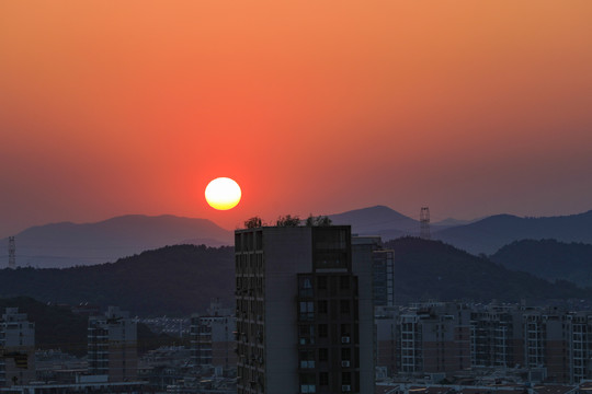 浙江长兴立夏夕阳