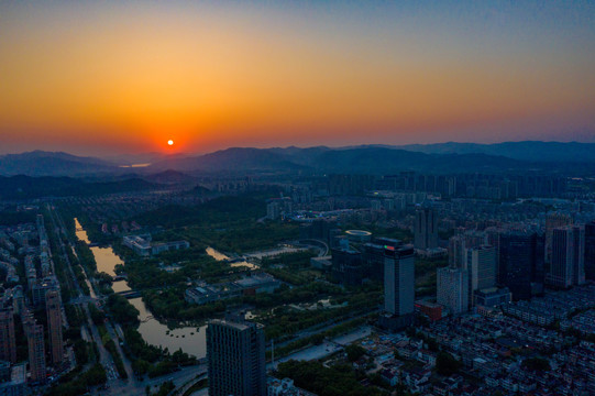 浙江长兴立夏夕阳