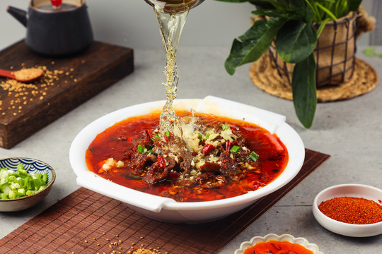 水煮牛肉片