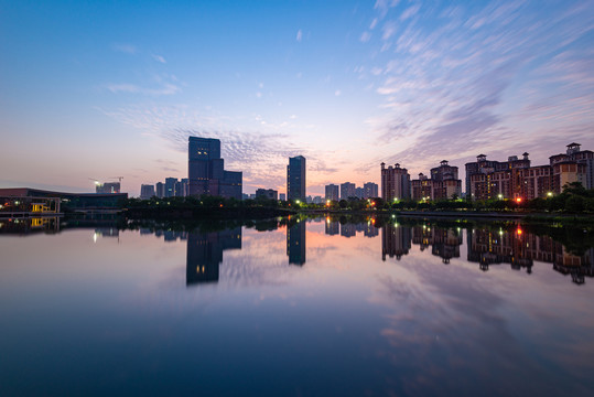 南沙凤凰湖公园日出风景