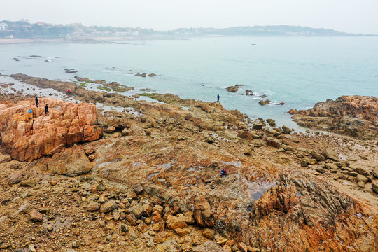 航拍山东青岛太平湾海岬角礁石