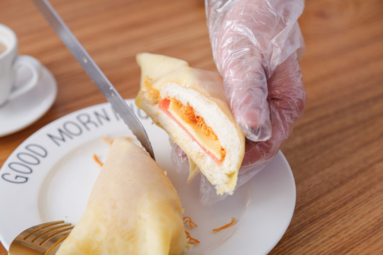 肉松面包
