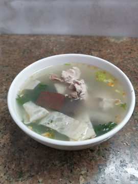 珍珠花菜猪杂汤