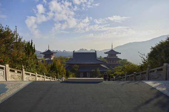 深圳东部大兴华寺