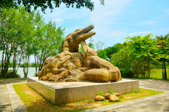 鳄鱼岛雕塑