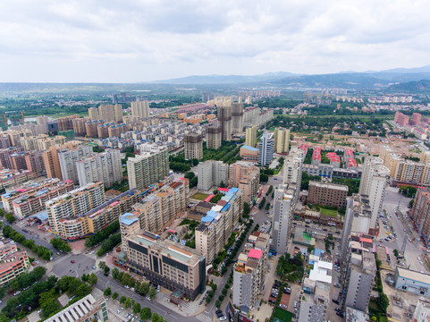 航拍河南三门峡灵宝市城区风光