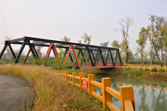 成都玉石湿地公园钢架桥