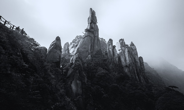 三清山石像
