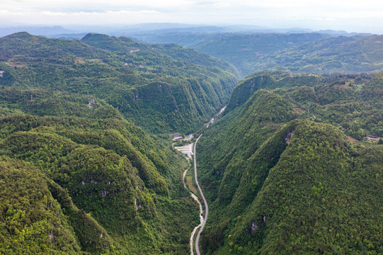 航拍湖南湘西乌龙山大峡谷