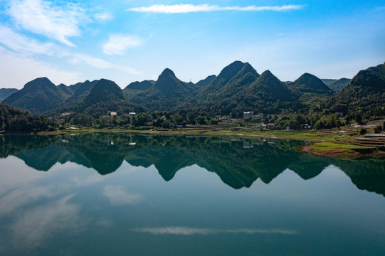 航拍湖南湘西松柏水库风光