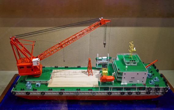 85米打捞工程船模型