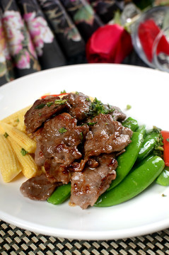 蜜豆炒牛肉