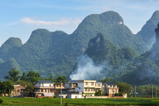 山村炊烟