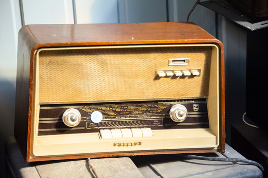 怀旧收音机