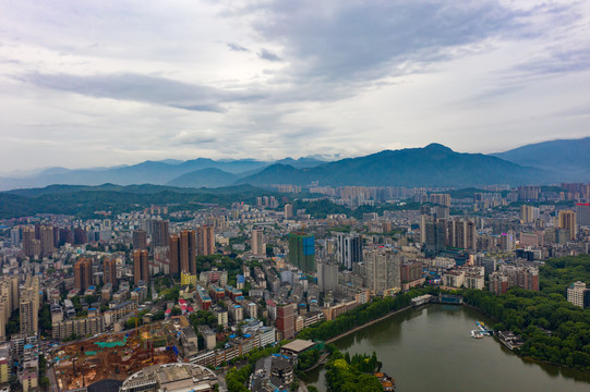 航拍湖南郴州城市风光