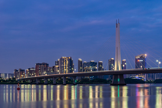 南沙凤凰一桥夜景